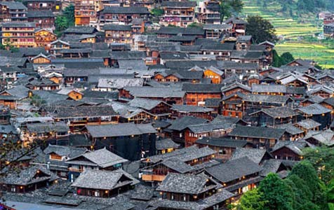 浦东6种常见的外墙仿石漆施工工艺!